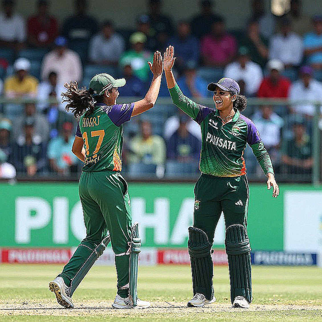 Two Seconds, One Review: The Second Birth of Shadab Khan